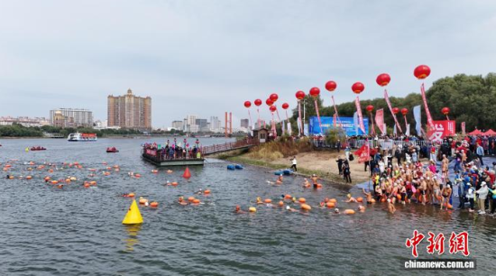 ��ӬF(xi��n)������Ӿʿ��������ˮ����ʯ���� �z