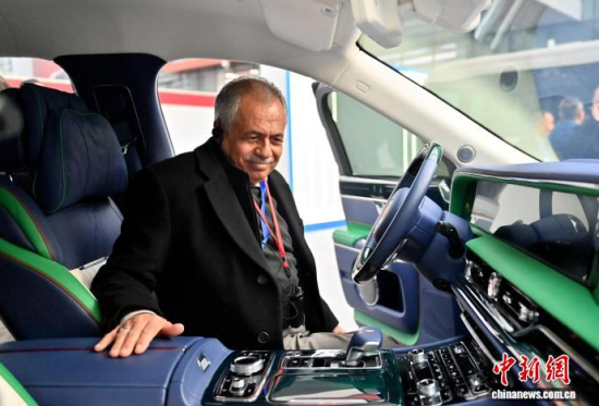 12��16���������L��������F(tu��n)�ɆT�w�(y��n)�Ї���܇�������� �z