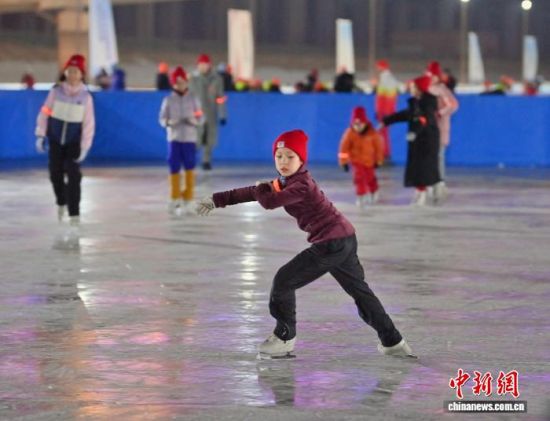 1��6���������L����С�\�ӆT���^��չʾ���ӻ��������� �z